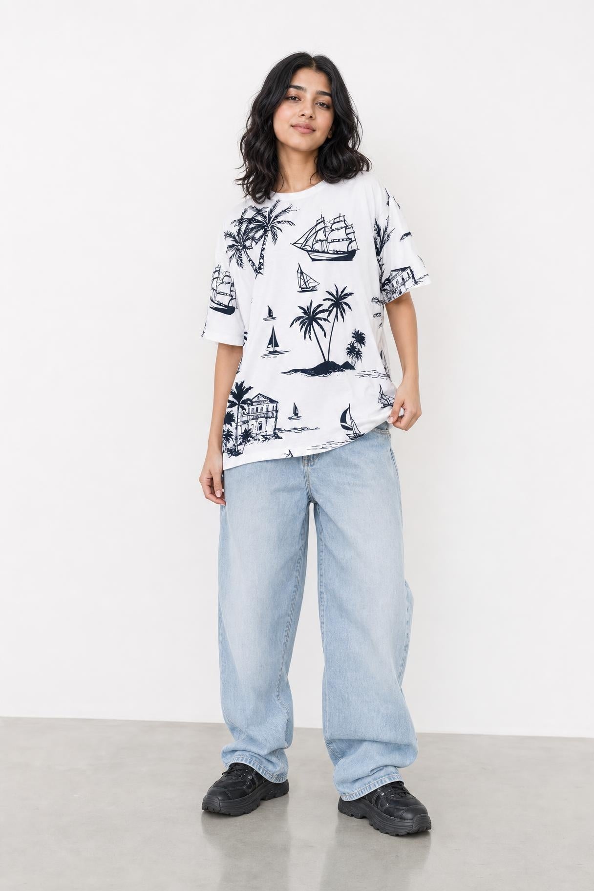 Goa tropical oversized tee in white, front view on her